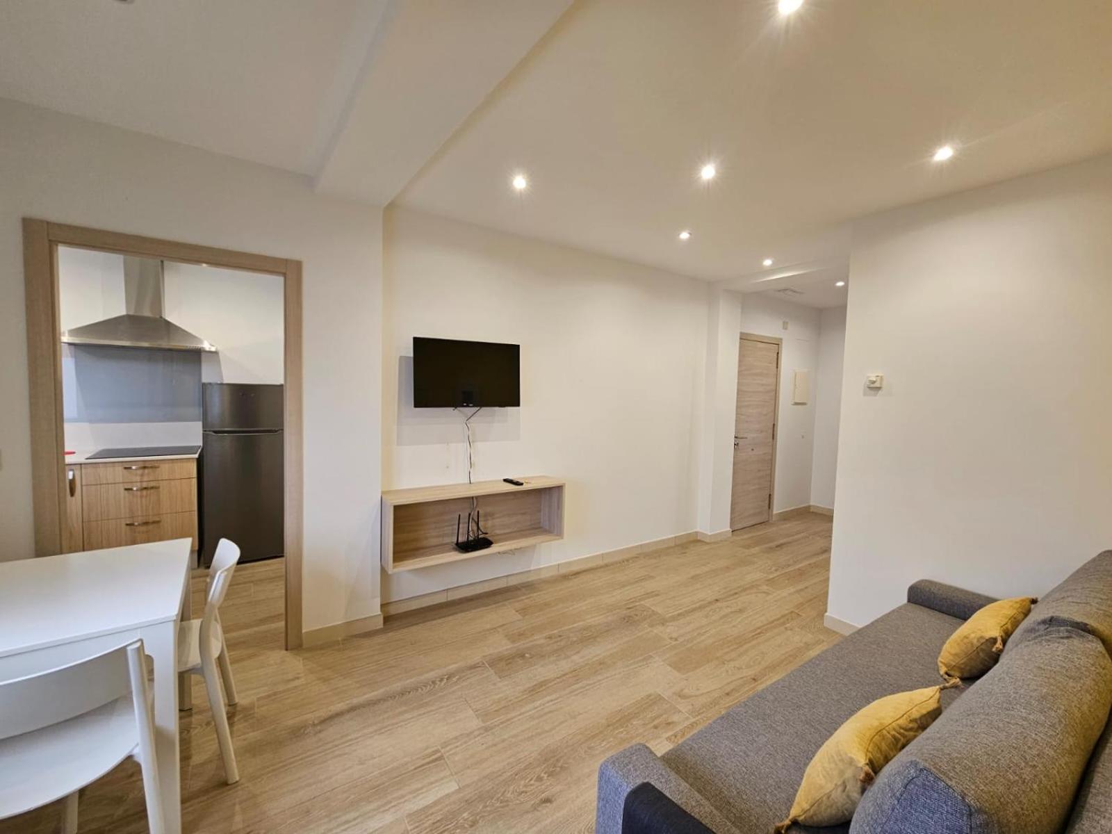 Inicia Avio Apartamentos سانتياغو دي كومبوستيلا المظهر الخارجي الصورة