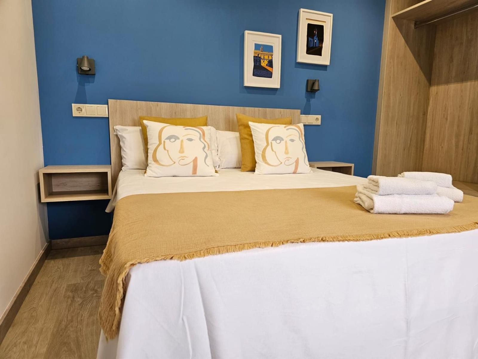 Inicia Avio Apartamentos سانتياغو دي كومبوستيلا المظهر الخارجي الصورة
