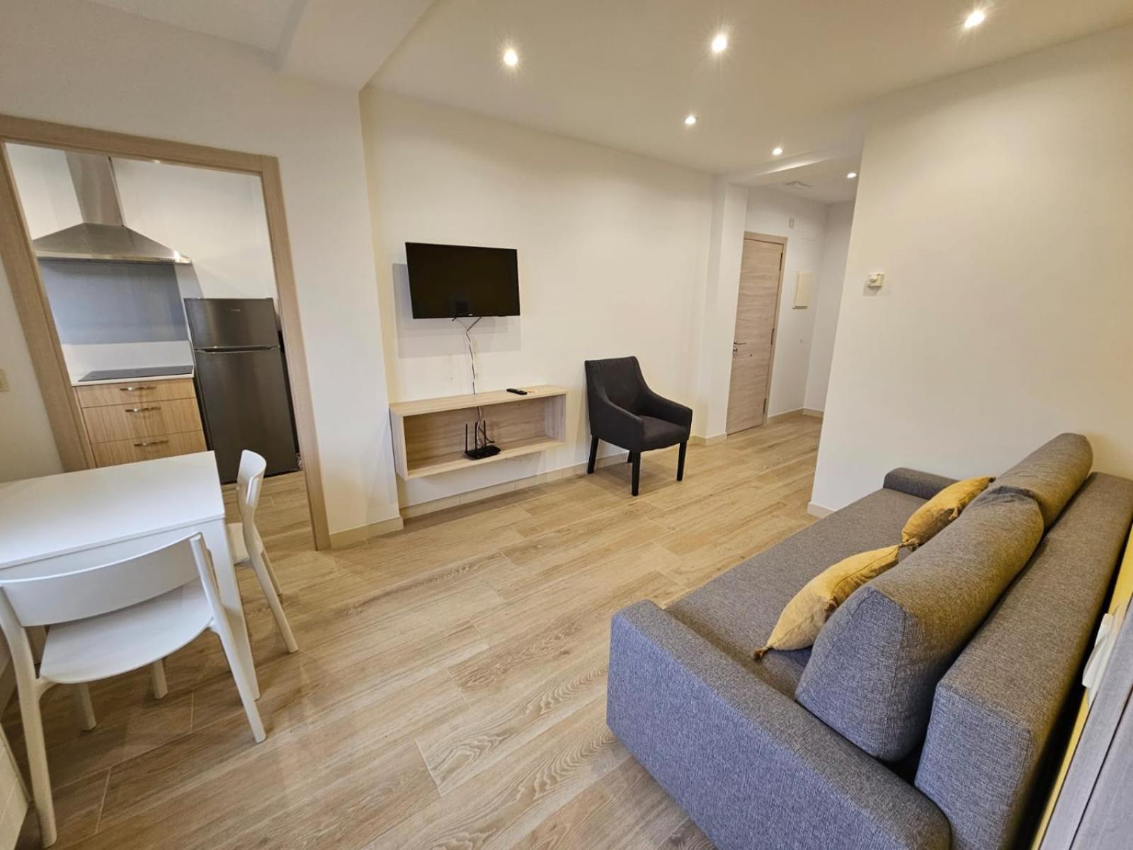 Inicia Avio Apartamentos سانتياغو دي كومبوستيلا المظهر الخارجي الصورة